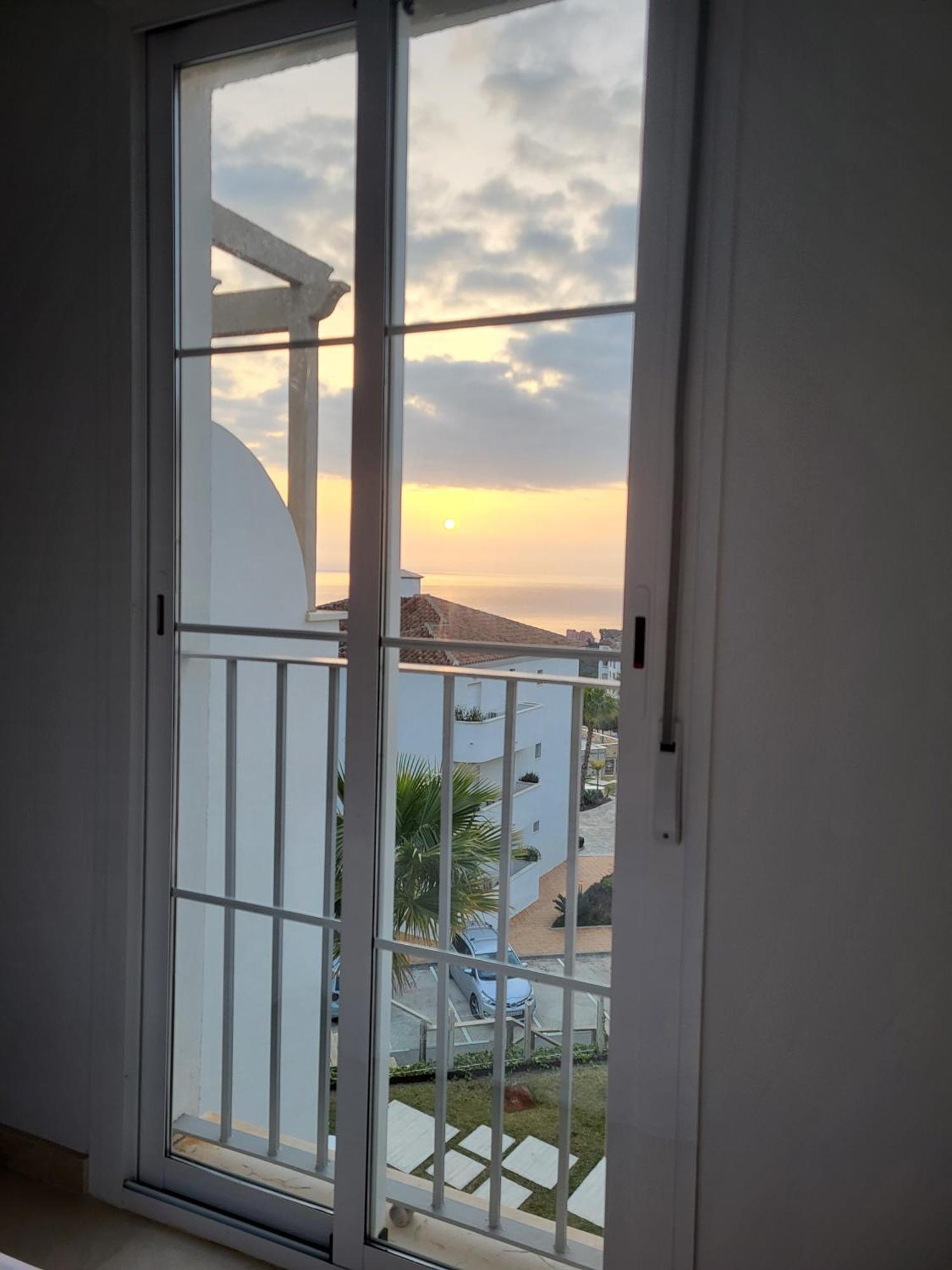 Casa Maite Del Mar By Casa De Sol Hr Apartment มานิลบา ภายนอก รูปภาพ